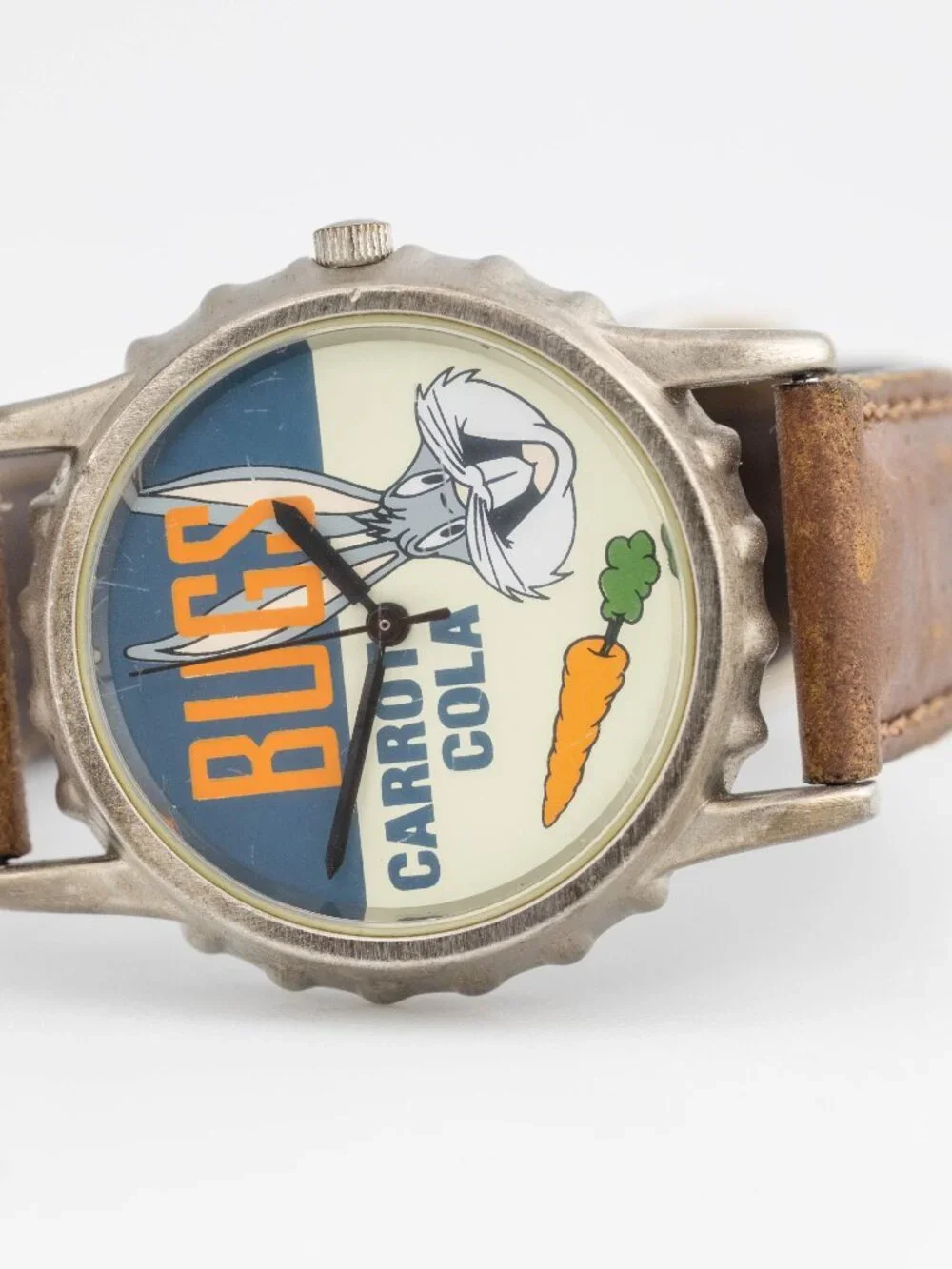 Vintage Warner Bros Bugs Bunny by Fossil Quartz Analog Unisex Watch New Battery